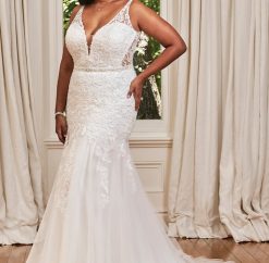 Designer – Sophia Tolli