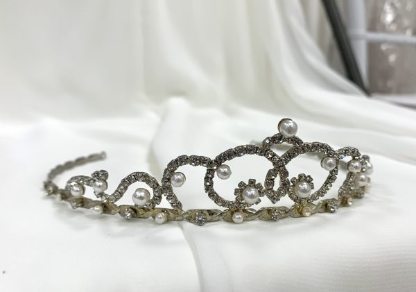 Gold and Pearl Princess Tiara - Image 2